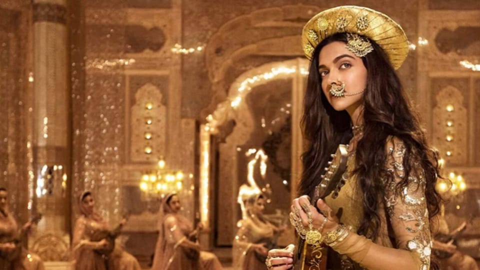 5 Iconic Bollywood Movies Shot In Rajasthan